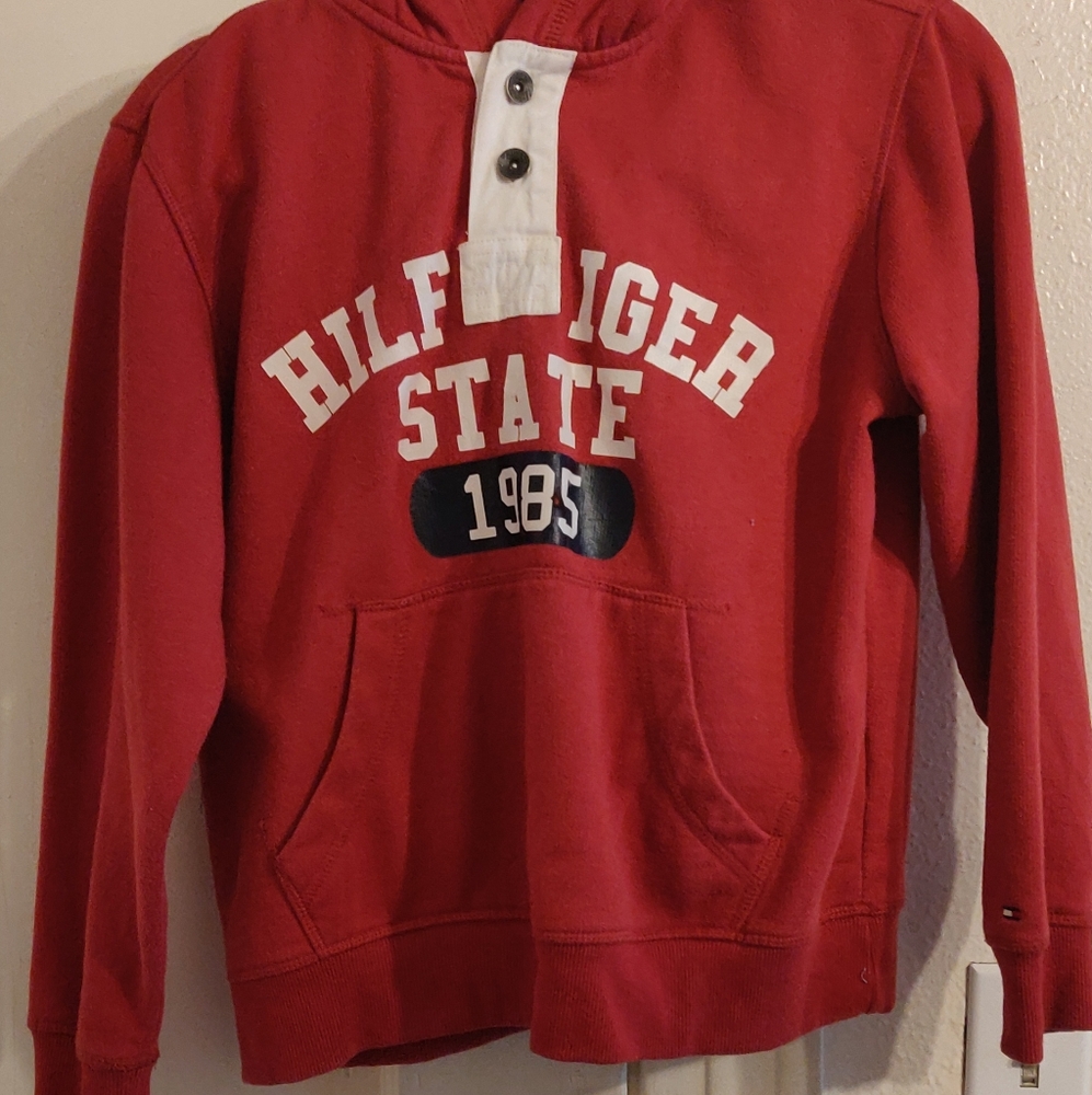 Tommy Hilfiger sweater